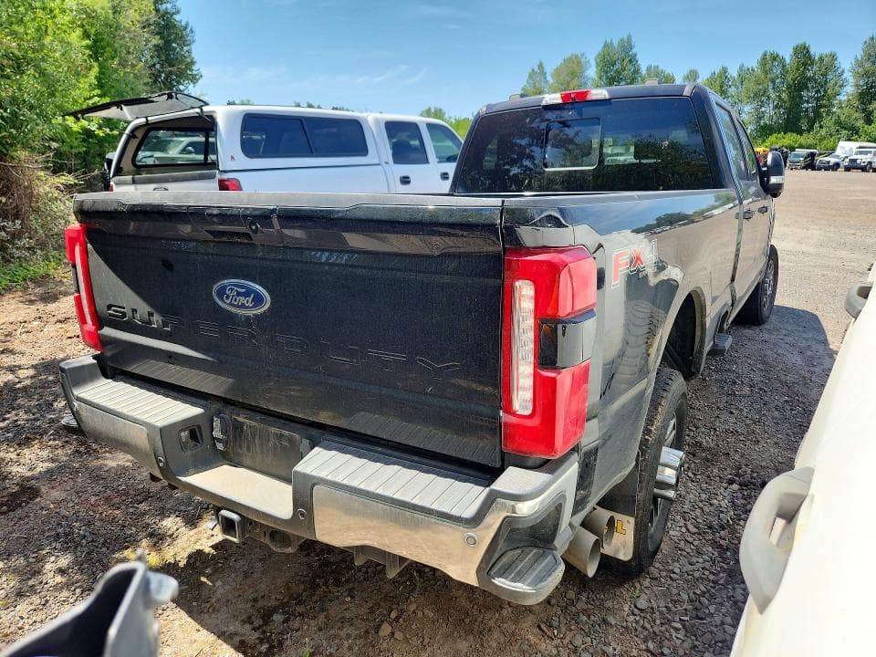 2024 FORD F-350 3