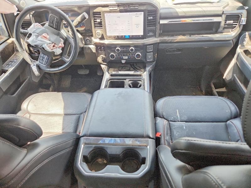 2024 FORD F-350 8
