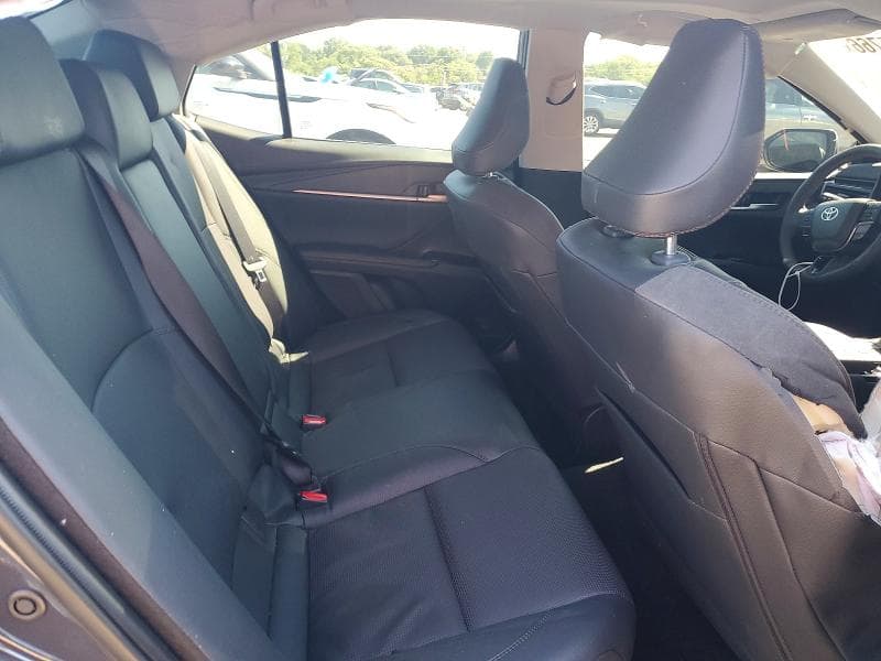 2026 TOYOTA CAMRY XLE 10