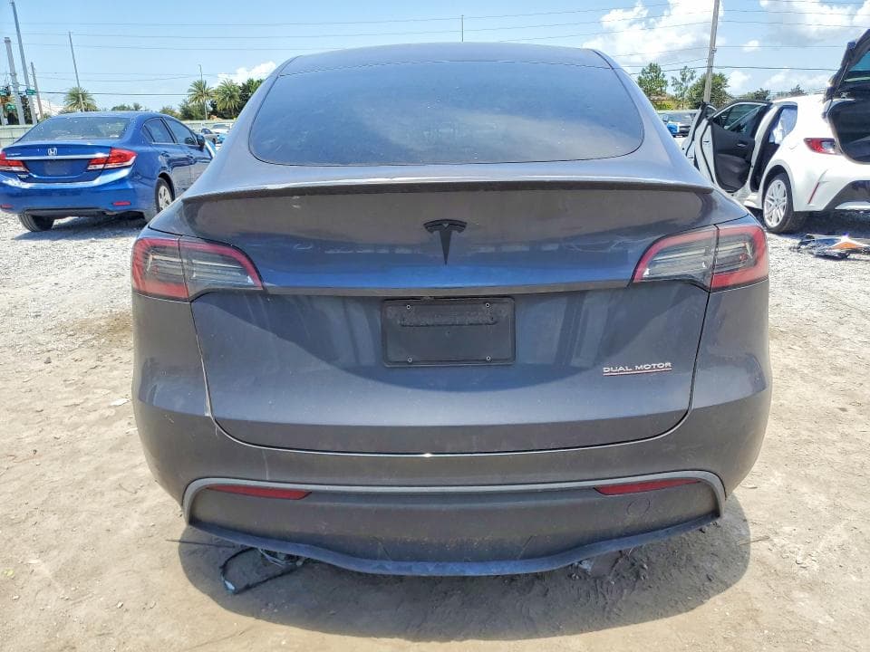 2023 TESLA MODEL Y 6