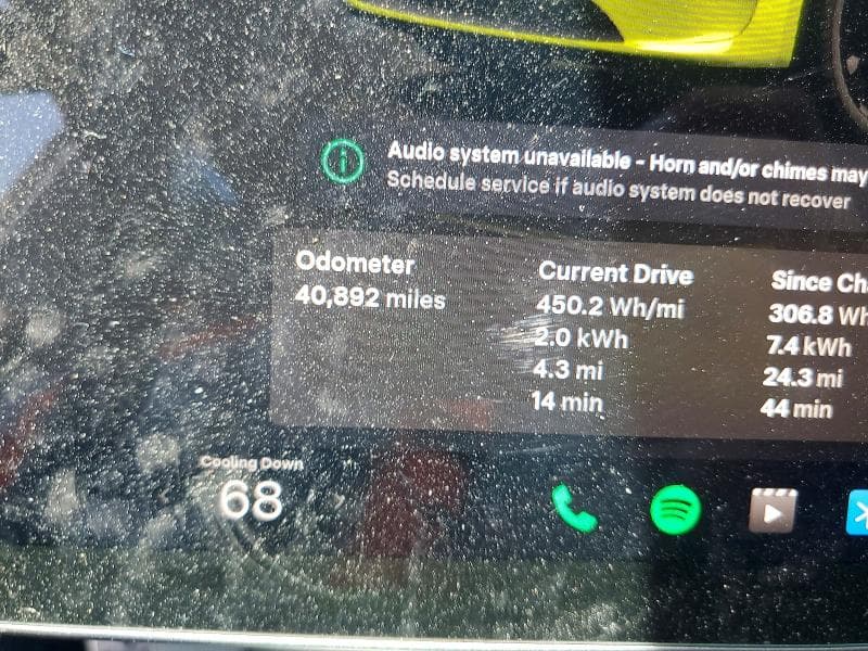 2023 TESLA MODEL Y 9