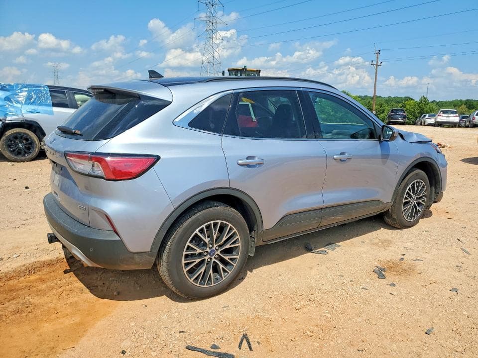 2022 FORD ESCAPE TITANIUM 3