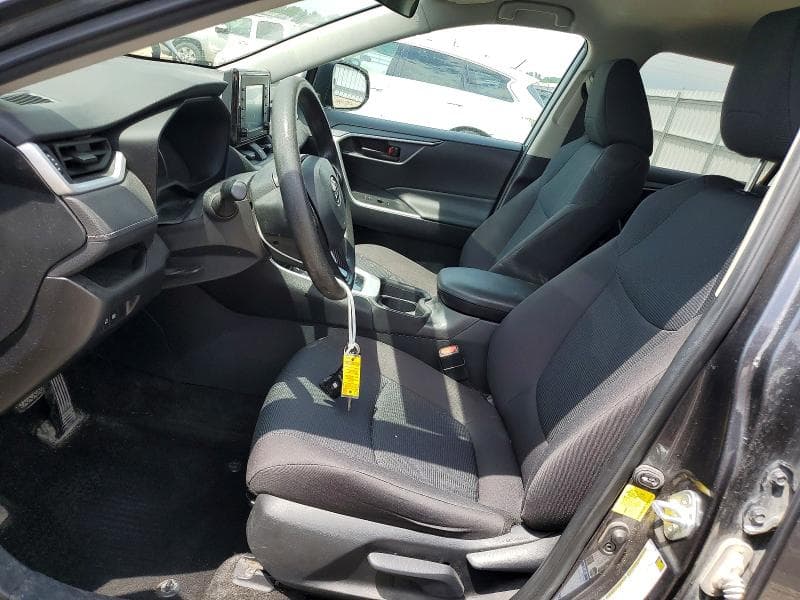 2021 TOYOTA RAV4 LE 7