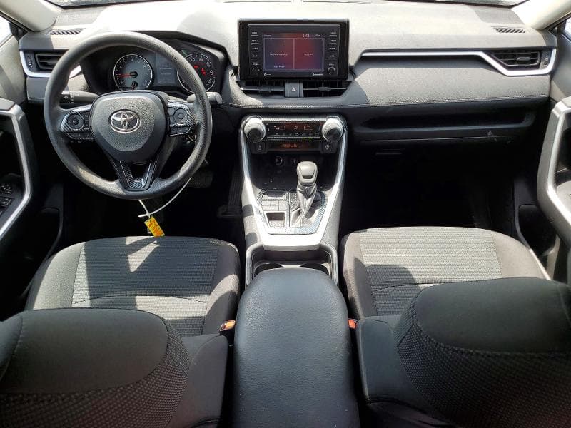 2021 TOYOTA RAV4 LE 8