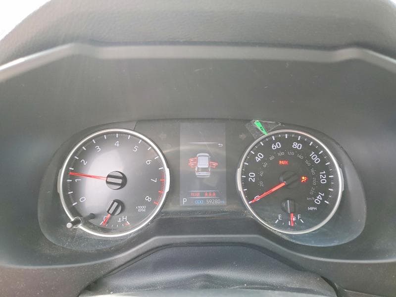 2021 TOYOTA RAV4 LE 9