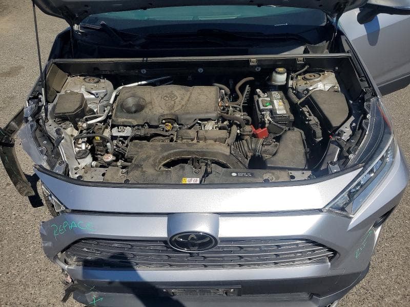 2019 TOYOTA RAV4 LIMITED 11