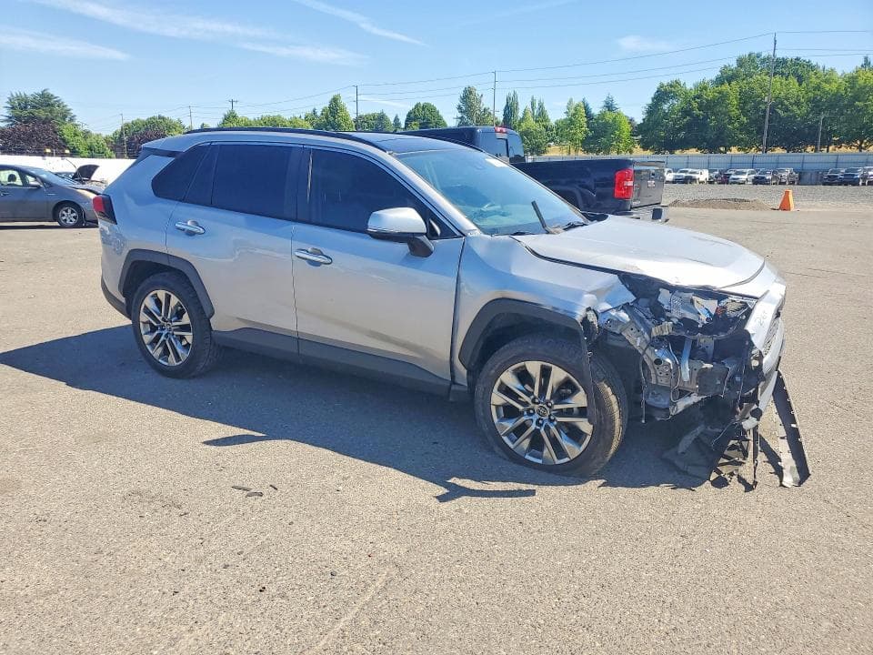2019 TOYOTA RAV4 LIMITED 4