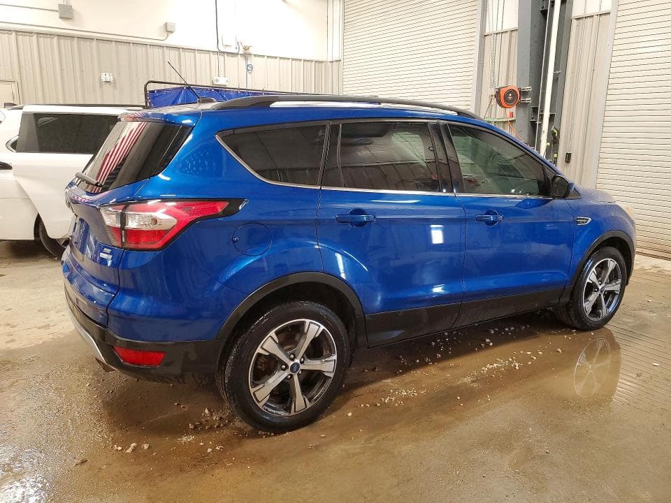 2017 FORD ESCAPE SE SE 3