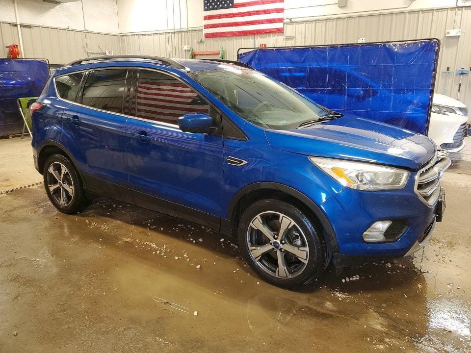 2017 FORD ESCAPE SE SE 4