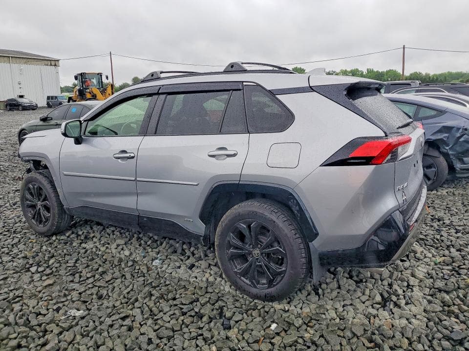 2022 TOYOTA RAV4 SE 2