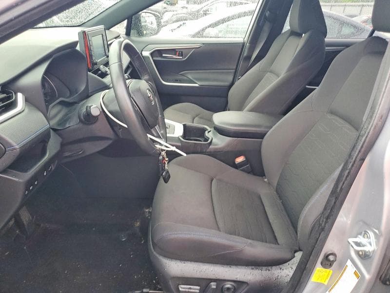 2022 TOYOTA RAV4 SE 7