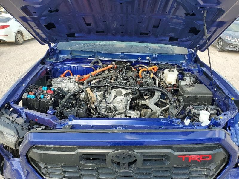 2025 TOYOTA TACOMA 12