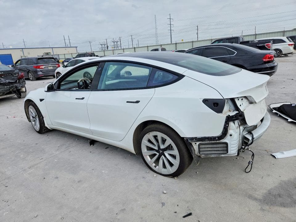 2022 TESLA MODEL 3 2