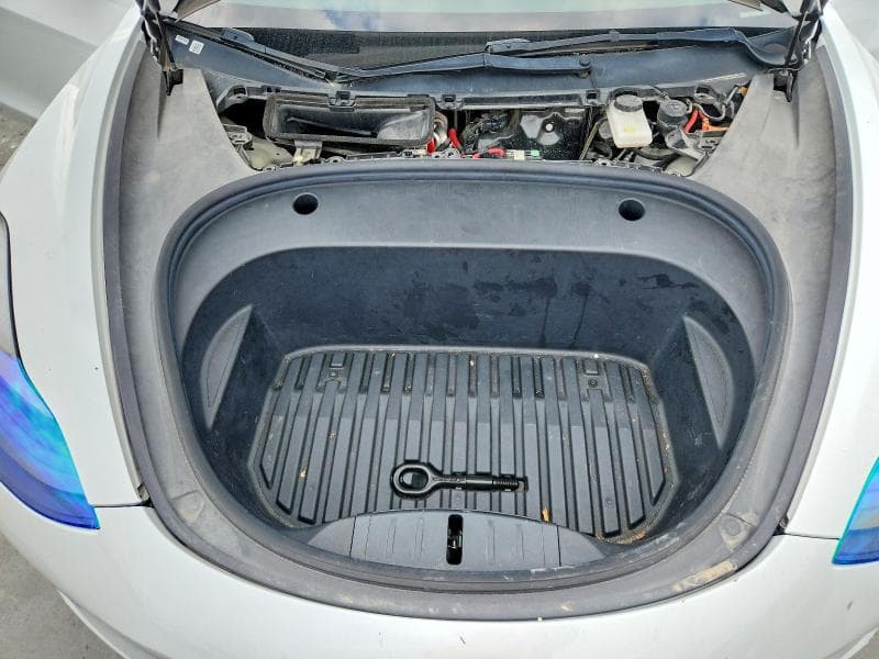 2022 TESLA MODEL 3 11