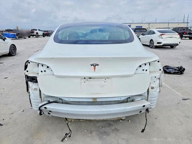 2022 TESLA MODEL 3 6