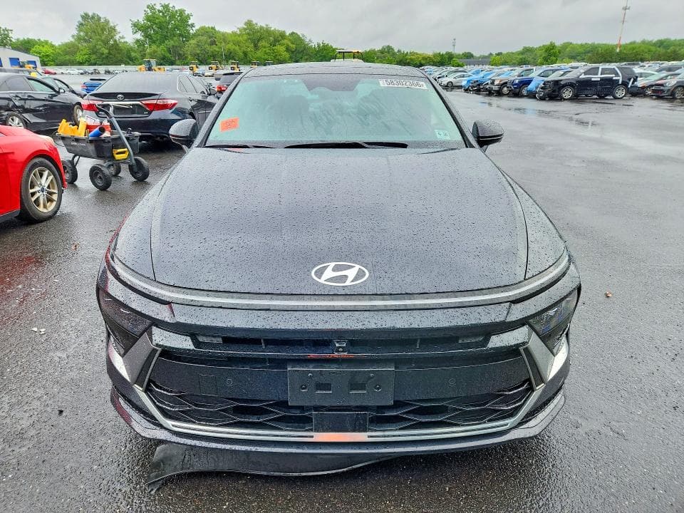 2025 HYUNDAI SONATA HYBRID LIMITED 5