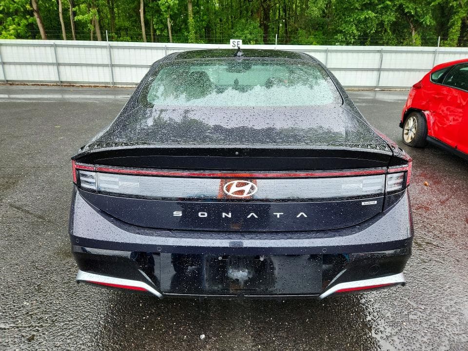 2025 HYUNDAI SONATA HYBRID LIMITED 6