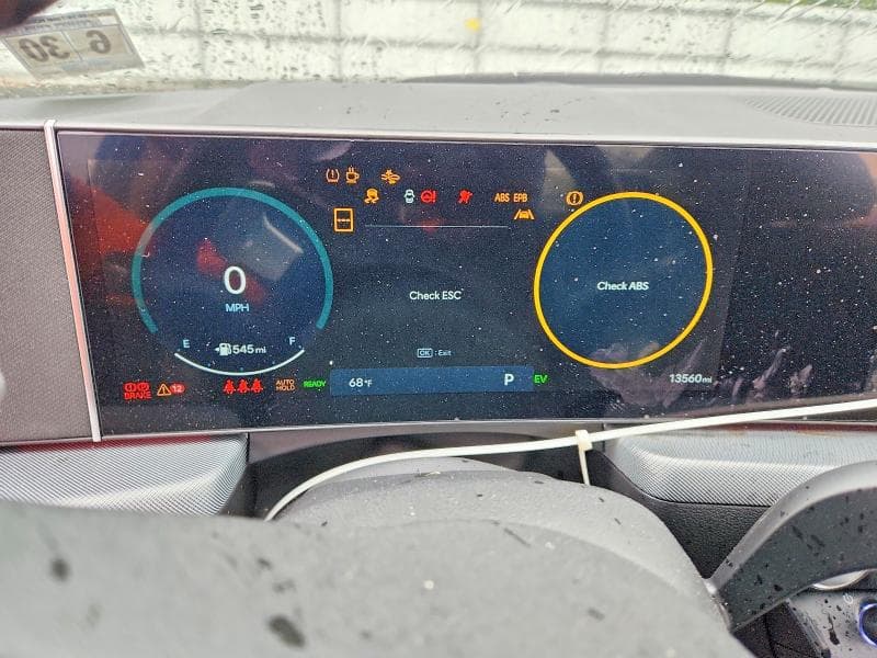 2025 HYUNDAI SONATA HYBRID LIMITED 9