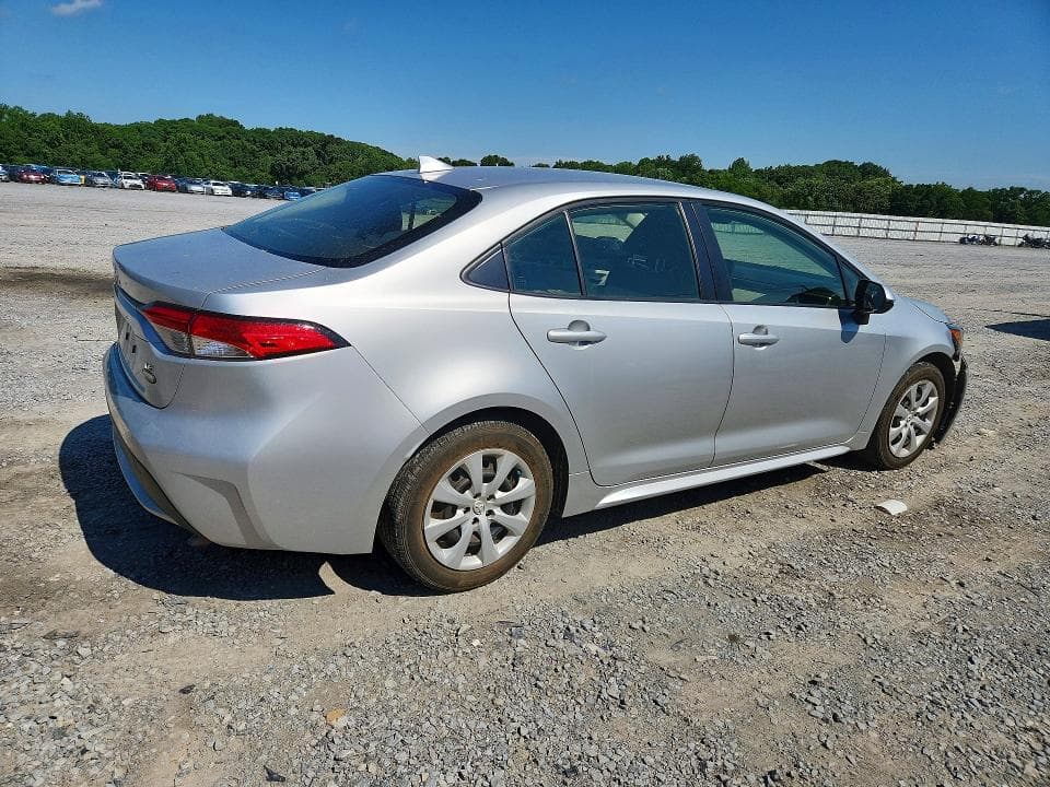 2022 TOYOTA COROLLA LE 3