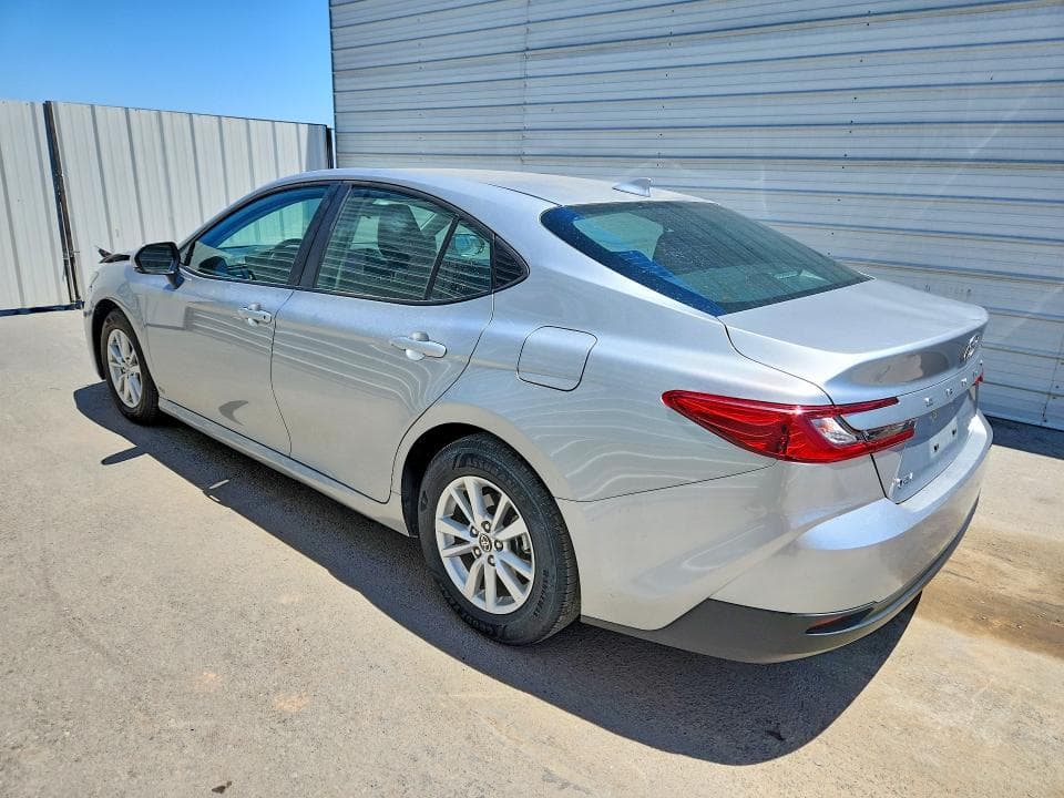 2025 TOYOTA CAMRY LE 2