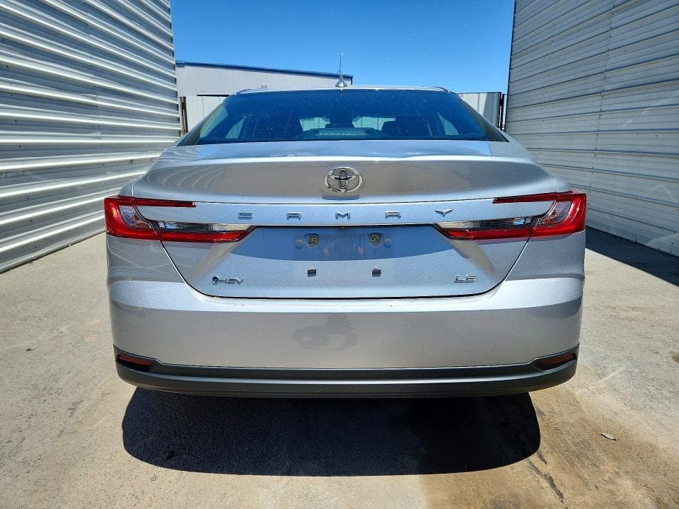 2025 TOYOTA CAMRY LE 6