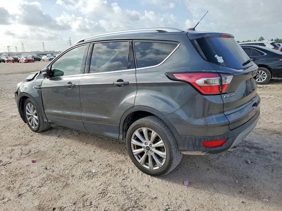 2017 FORD ESCAPE TITANIUM 2