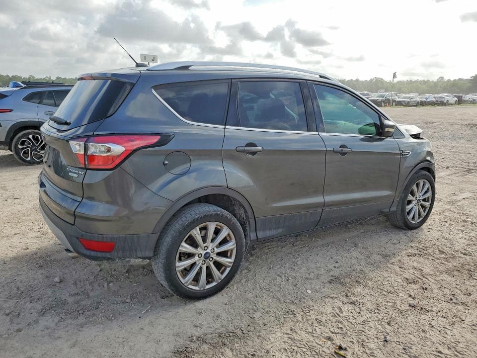 2017 FORD ESCAPE TITANIUM 3