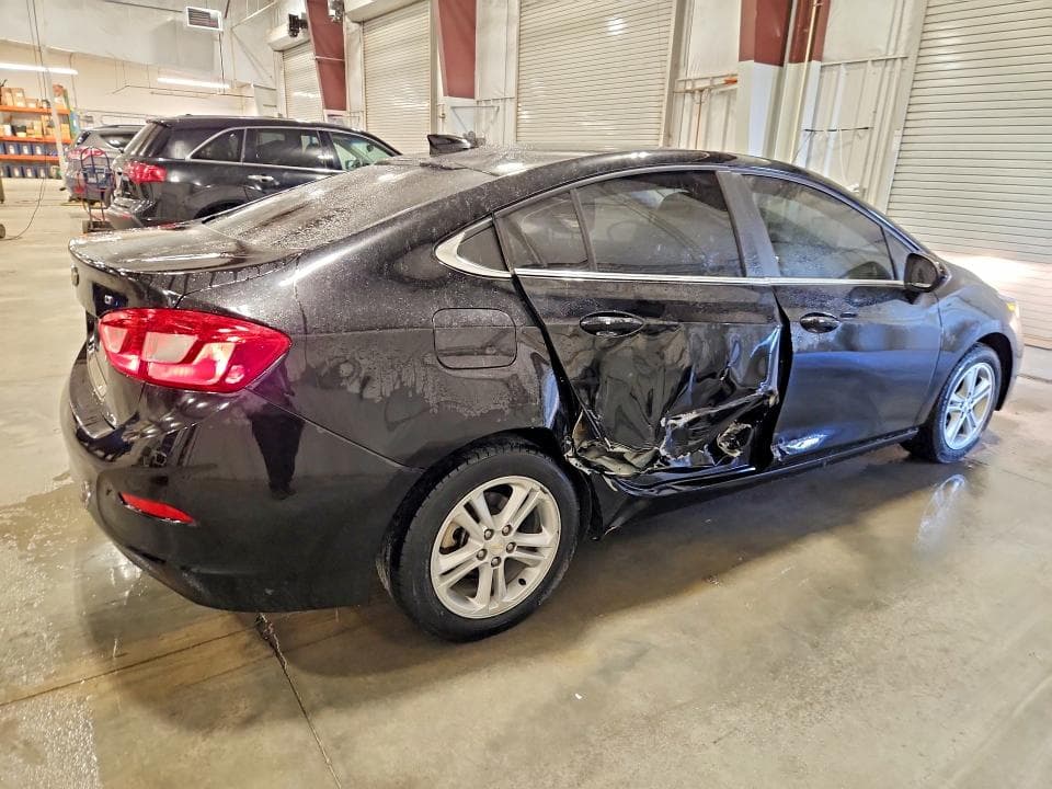 2017 CHEVROLET CRUZE LT LT 3