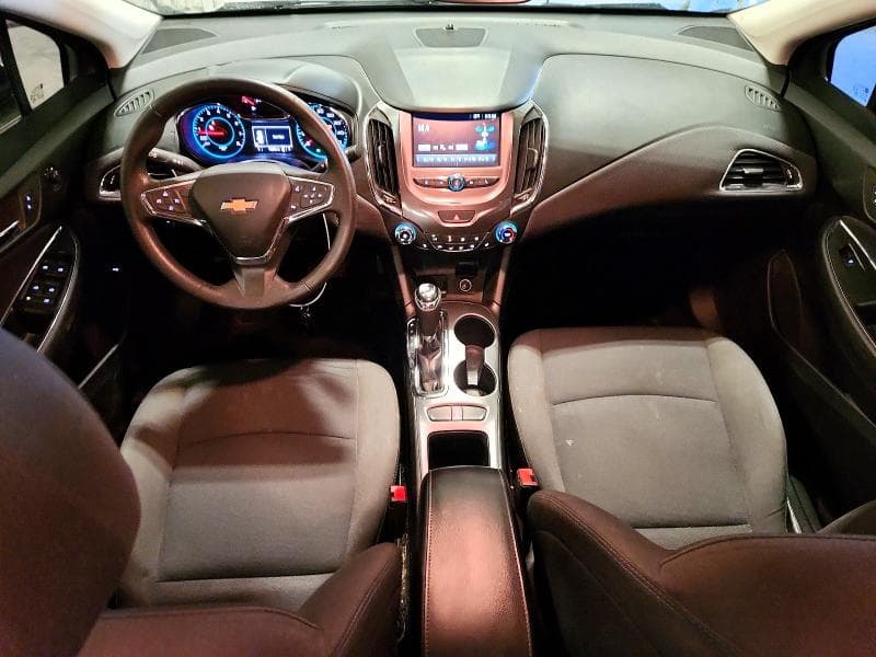 2017 CHEVROLET CRUZE LT LT 8