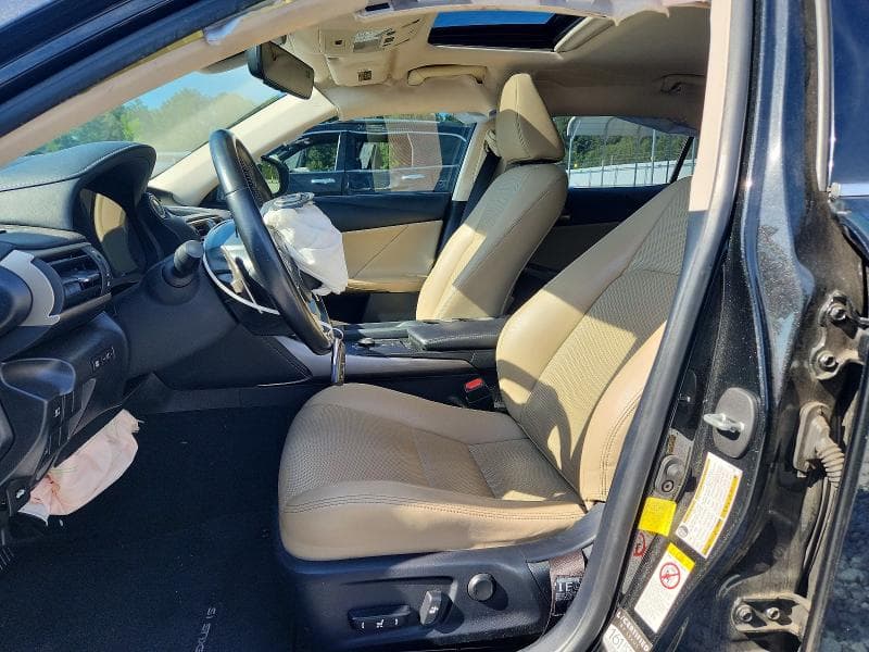 2018 LEXUS IS 300 7