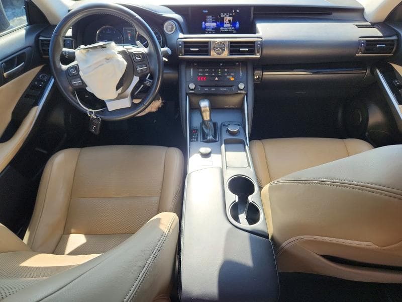 2018 LEXUS IS 300 8