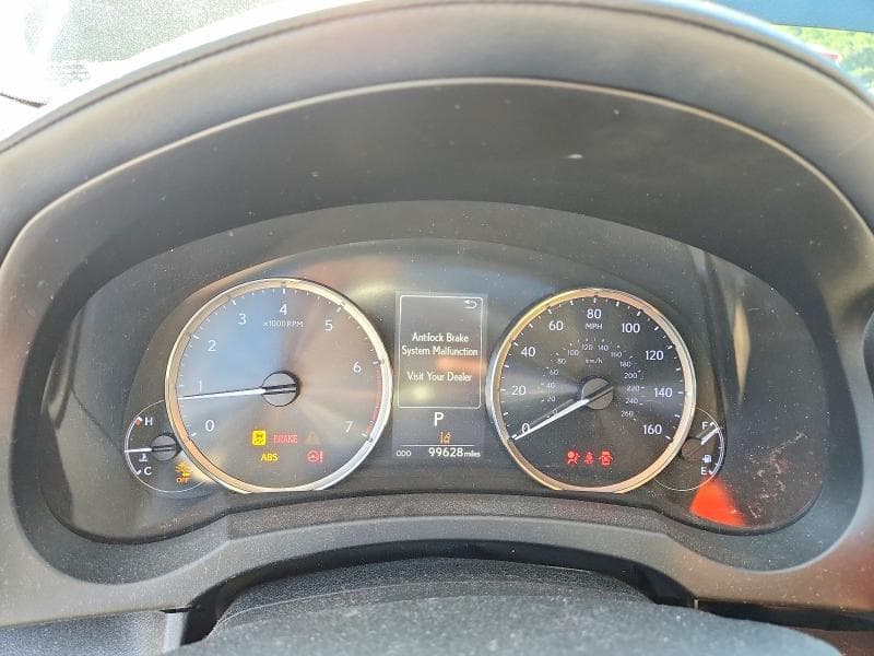 2018 LEXUS IS 300 9
