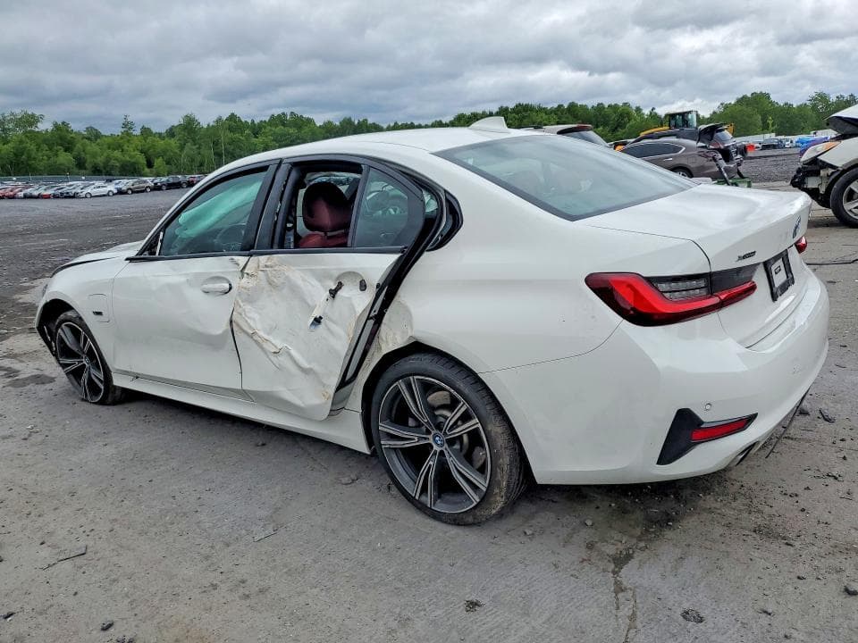 2022 BMW 330XE 2