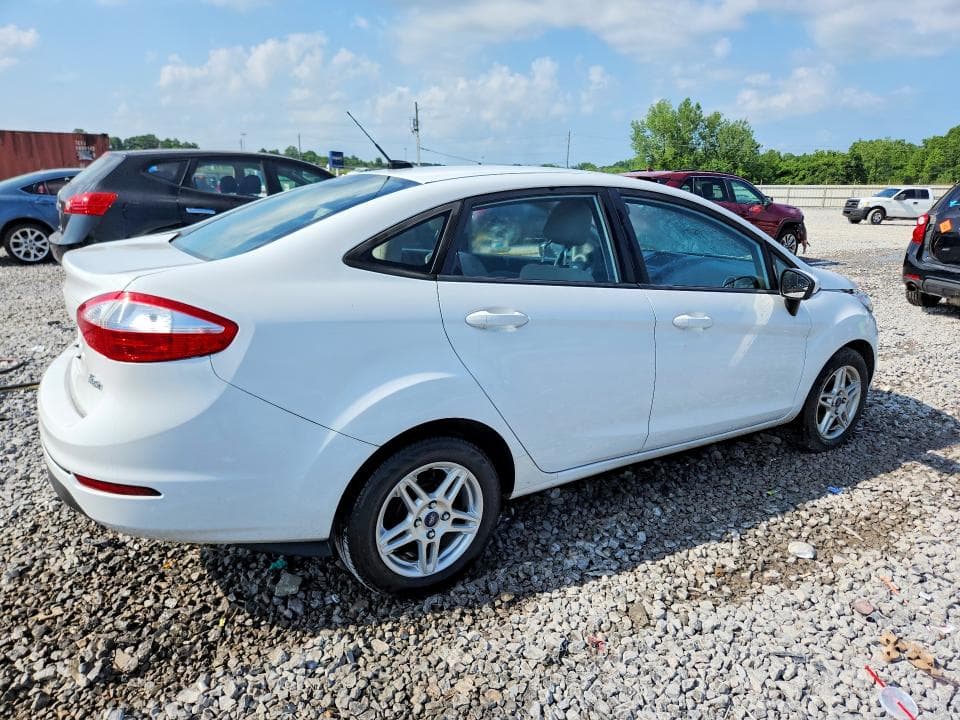 2017 FORD FIESTA SE 3