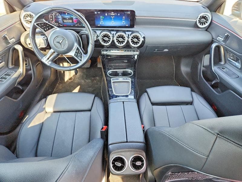 2025 MERCEDES-BENZ CLA 250 4MATIC 8
