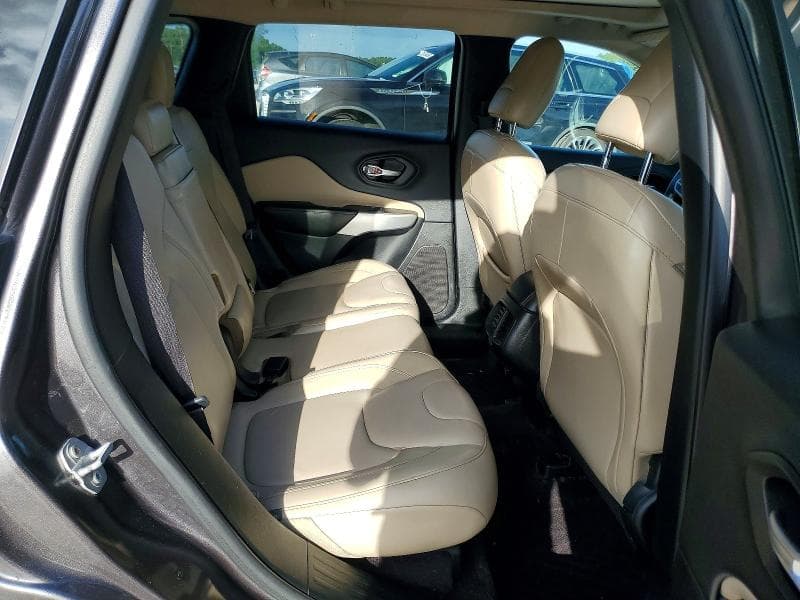 2017 JEEP CHEROKEE LIMITED 11