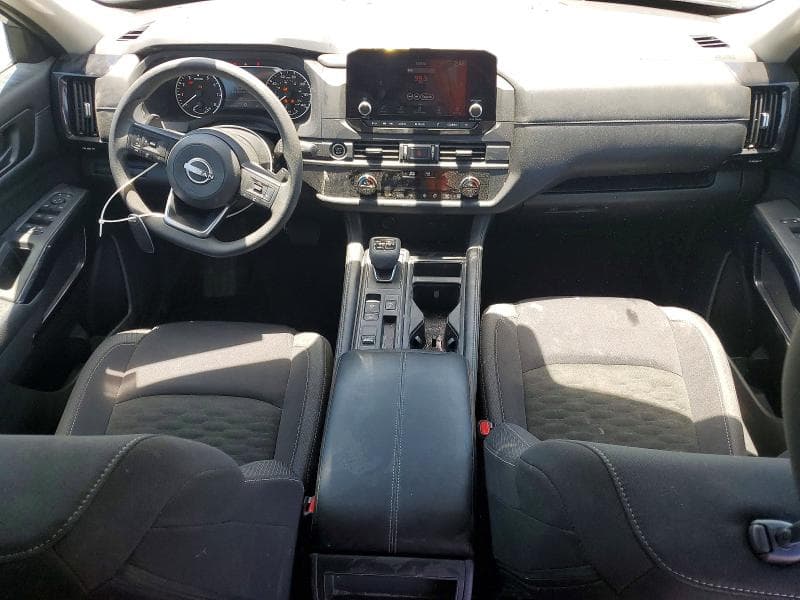 2024 NISSAN PATHFINDER S 8