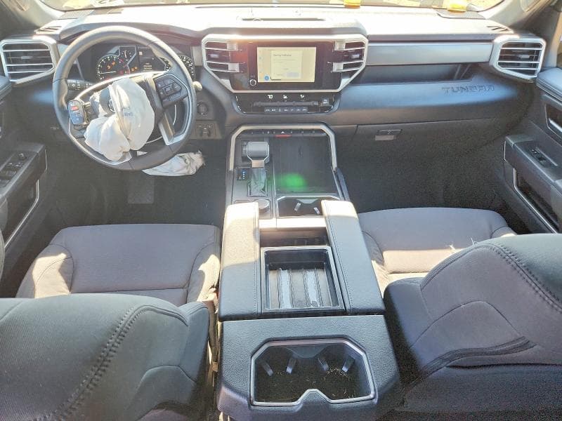 2026 TOYOTA TUNDRA SR5 8
