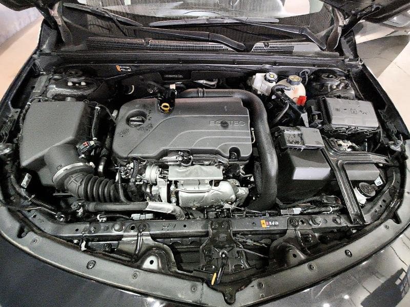 2023 CHEVROLET MALIBU LT 11