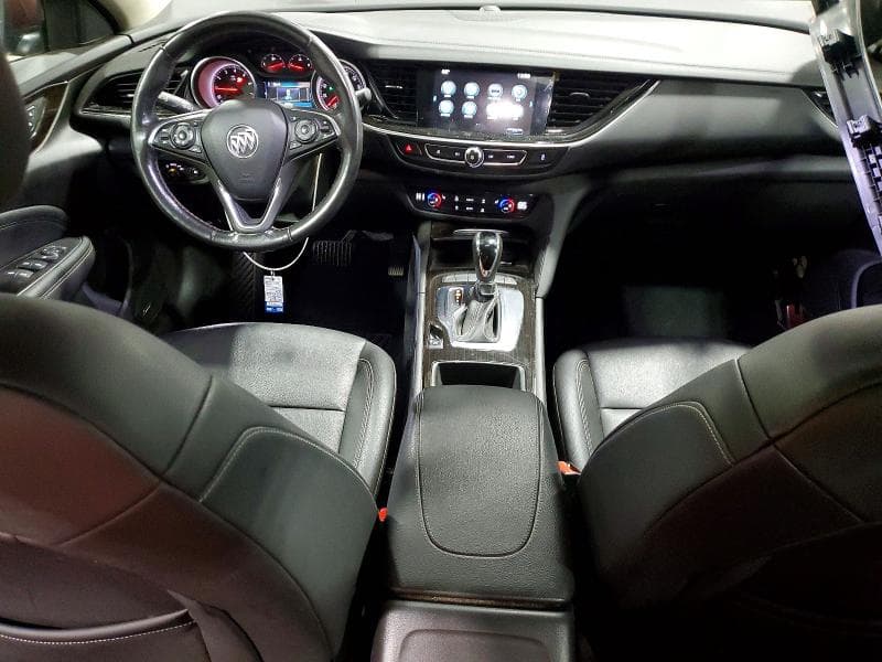 2018 BUICK REGAL ESSENCE ESSENCE 8
