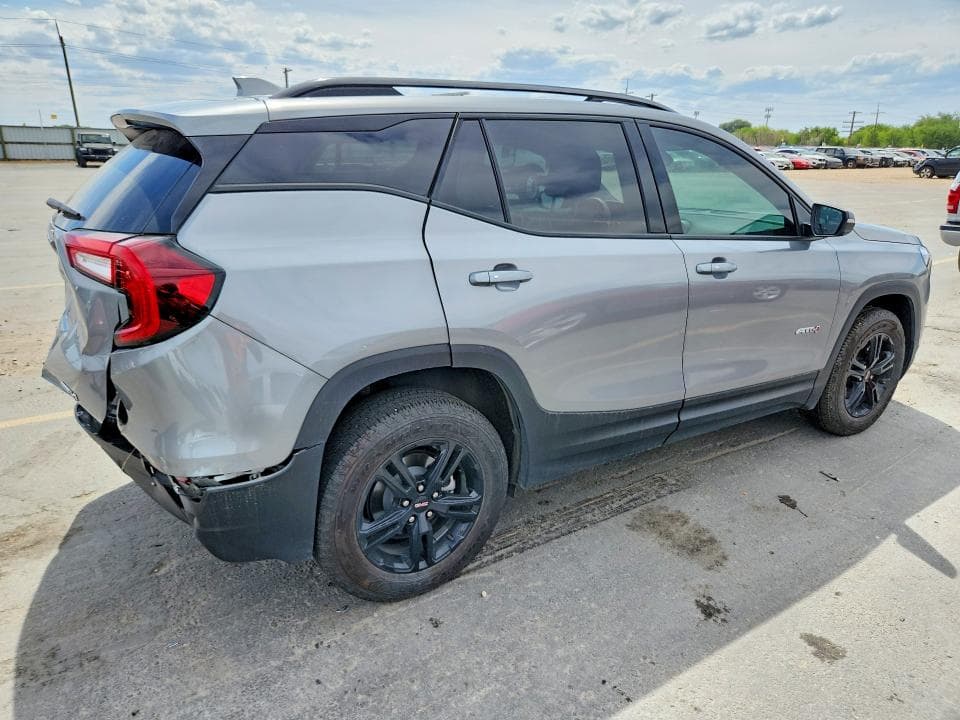 2024 GMC TERRAIN AT4 3