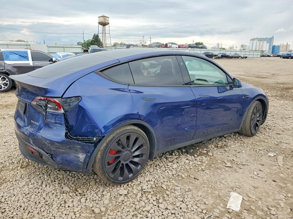 2023 TESLA MODEL Y 3