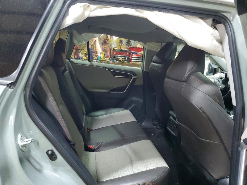 2019 TOYOTA RAV4 ADVENTURE 11