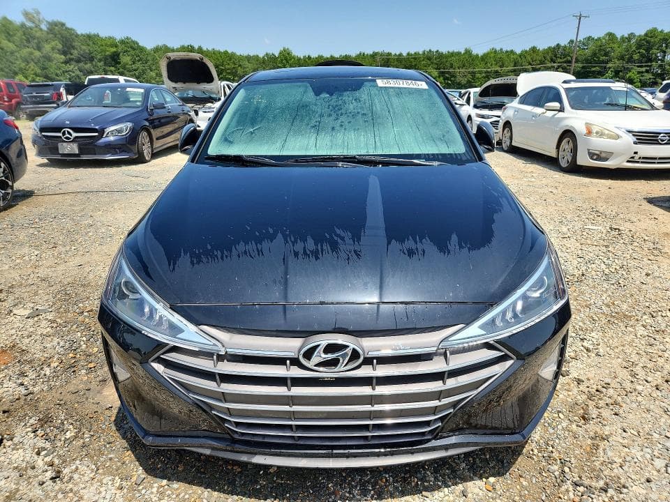 2020 HYUNDAI ELANTRA VALUE EDITION 5