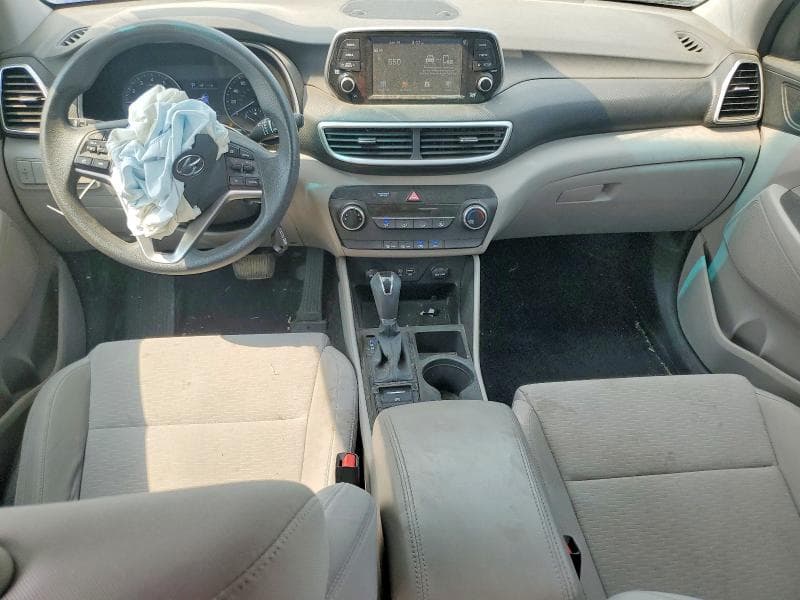 2020 HYUNDAI TUCSON SE 8