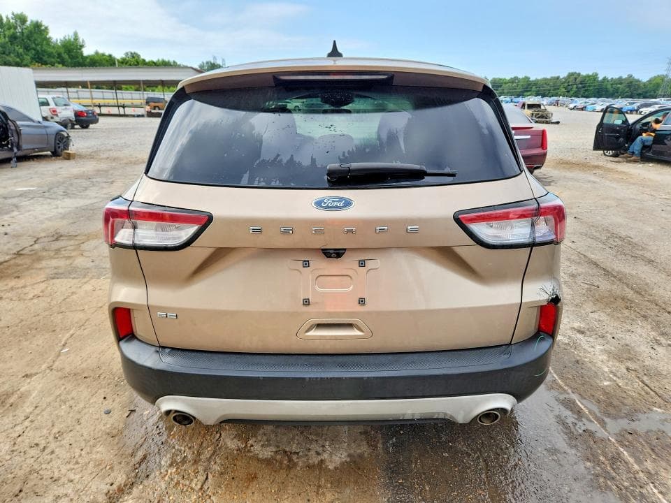 2020 FORD ESCAPE SE 6