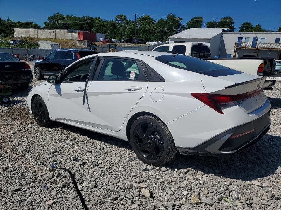 2026 HYUNDAI ELANTRA SEL SPORT 2