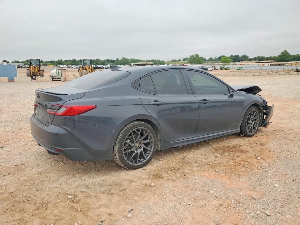 2025 TOYOTA CAMRY XSE XSE 3