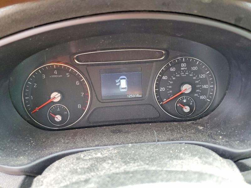 2019 KIA SORENTO LX V6 9