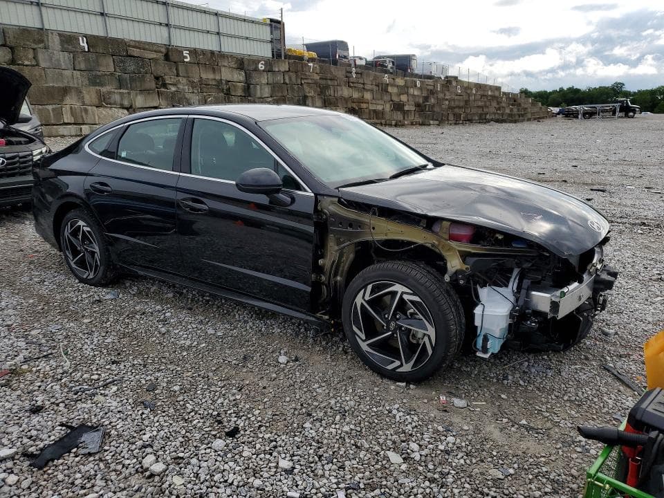 2026 HYUNDAI SONATA SEL SPORT 4